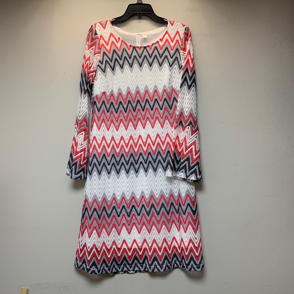 Tacera Bell Sleeve Dress Womens 1X Red White Chevron Crochet Knit Excellent